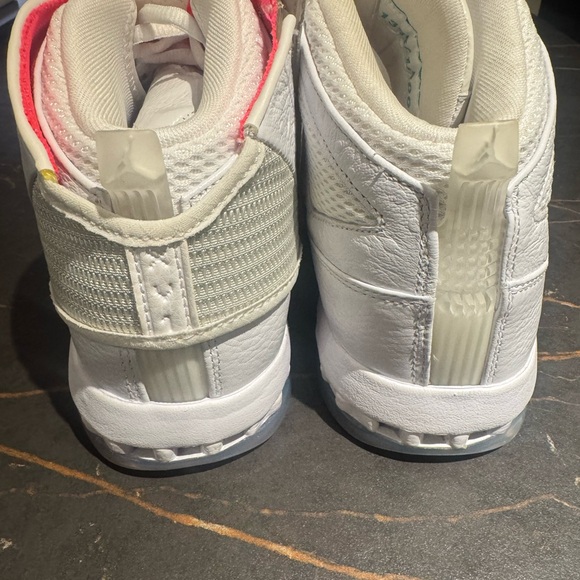 Solefly X Air Jordan 16 Retro Art Basel - Picture 4 of 6